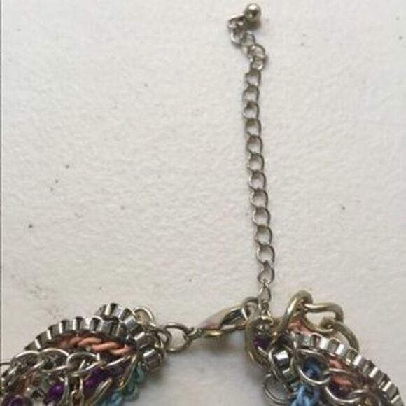 Multi colored chain necklace - Picture 3 of 4